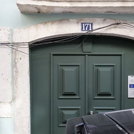 Appartement Altido Chic 1br Apt With Balcony Close By Graça Viewpoint&tram Stops